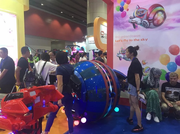 游乐设备-碰碰车 游乐设备-碰碰车