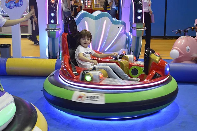 游乐设备-碰碰车 游乐设备-碰碰车